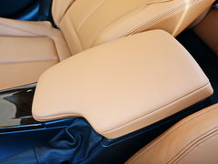 2018款 330Li xDrive 豪华套装