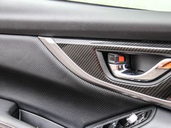 2018款 2.0i 全驱豪华版EyeSight