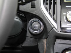 2018款 2.0i 全驱豪华版EyeSight