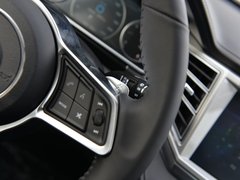 2018款 2.0T 自动尊贵版
