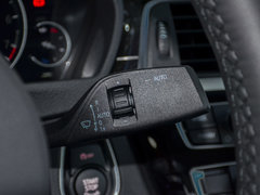 2018款 320Li 领先型M运动套装