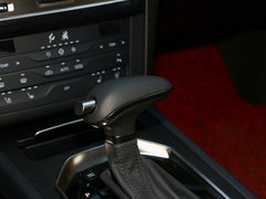 2017款 2.0T 尊贵型
