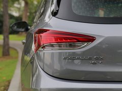 2018款 18T 自動精英型