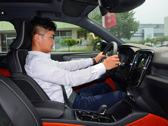 2019款 T4 四驅(qū)破曉冰雪白