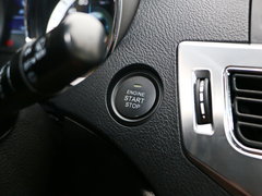 2017款 1.9T 手动四驱豪华型 5座