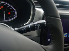 2017款 1.5T 自动精英型