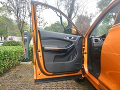 2017款 1.5T 自动精英型
