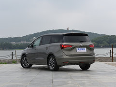 2018款 18T 6座豪华型