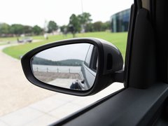 2018款 18T 6座豪华型