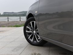 2018款 18T 6座豪华型