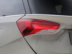 2018款 18T 6座豪华型