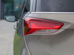 2018款 18T 6座豪华型