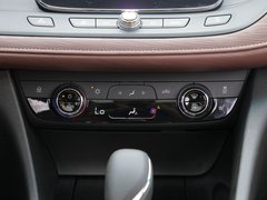 2018款 18T 6座豪华型