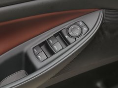 2018款 18T 6座豪华型