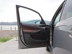 2018款 18T 6座豪华型