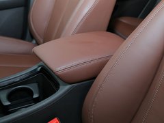 2018款 18T 6座豪华型