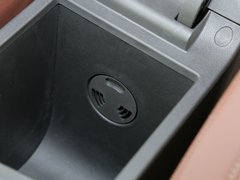 2018款 18T 6座豪华型