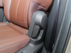 2018款 18T 6座豪华型