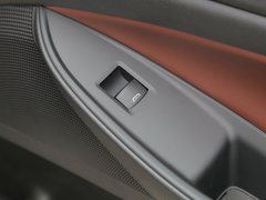2018款 18T 6座豪华型