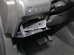 2018款 18T 6座豪华型