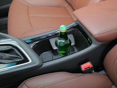 2018款 18T 6座豪华型