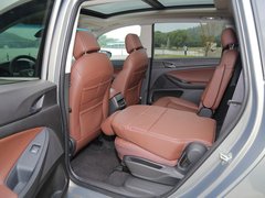 2018款 18T 6座豪华型