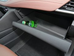 2018款 18T 6座豪华型