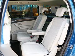 2018款 途安L 280TSI 自动豪华版