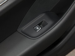 2018款 30周年型 Sportback 35 TFSI 风尚型