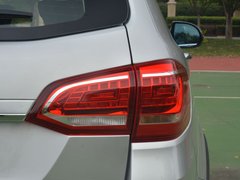 2018款 红标 运动版 1.5T 自动两驱尊贵型