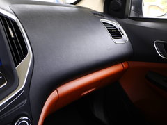 2017款 1.5L 手动超值型