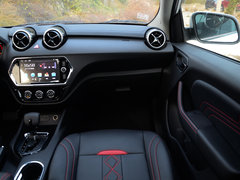 2018款 1.5T CVT尊贵型