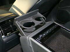 2018款 改款 380TSI 两驱商务版