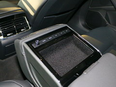 2018款 改款 380TSI 两驱商务版