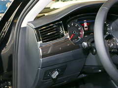2018款 改款 380TSI 两驱商务版