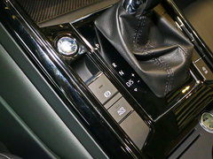 2018款 改款 380TSI 两驱商务版