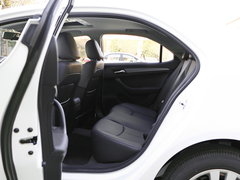 2018款 PLUS 1.5L 手动尊享版