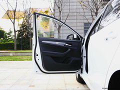 2018款 PLUS 1.5L 手动尊享版