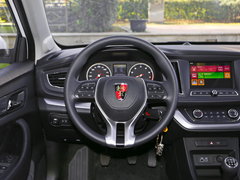 2018款 PLUS 1.5L 手动尊享版