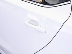 2018款 PLUS 1.5L 手动尊享版