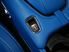 2019款 4.0T V8 Coupe
