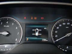 2018款 18T 自动旗舰型