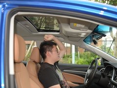 2018款 18T 自动旗舰型