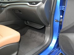 2018款 18T 自动旗舰型