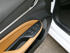 2018款 18T 自动旗舰型