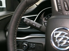 2018款 18T 自动旗舰型