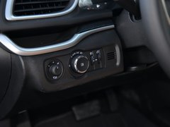 2018款 18T 自动旗舰型