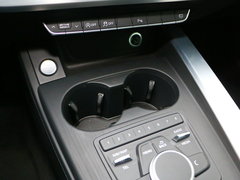 2018款 30周年年型 45 TFSI quattro 个性运动版