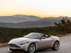 2019款 4.0T V8 Volante