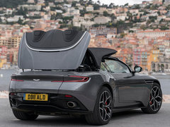 2019款 4.0T V8 Volante